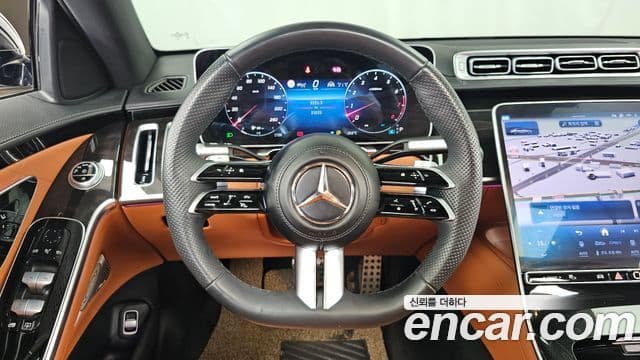 Mercedes-Benz S-Class 2025 — Фото 13/20