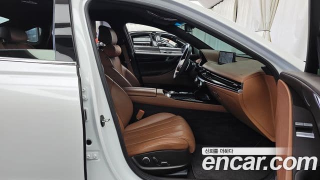 Genesis Electrified G80 2020 — Şəkil 11/20