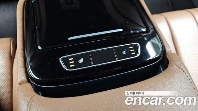 Genesis Electrified G80 2020 — Şəkil 19/20