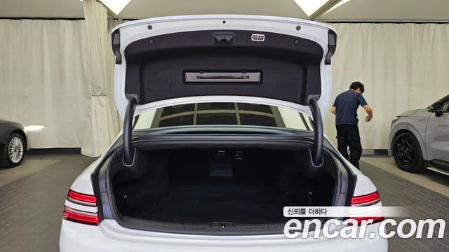 Genesis Electrified G80 2020 — Şəkil 20/20