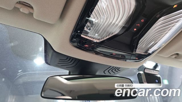 BMW 5 Series 2018 — Şəkil 17/20