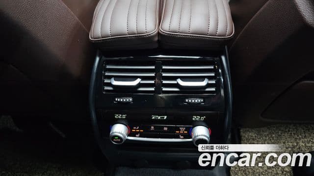 BMW 5 Series 2018 — ფოტო 5/20