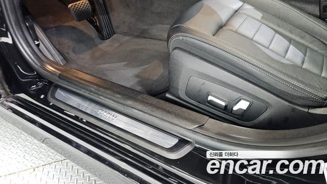 BMW 3 Series 2021 — Photo 26/32