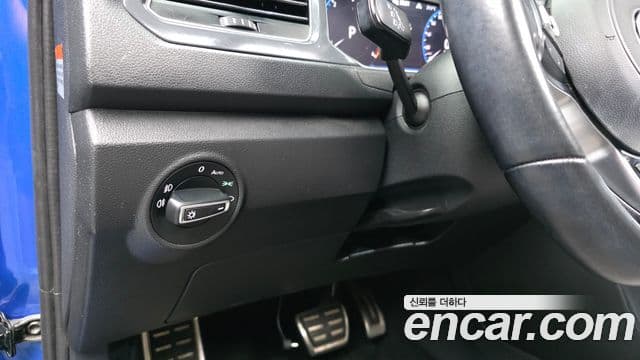 Volkswagen T-Roc 2021 — Şəkil 13/20
