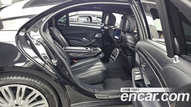 Mercedes-Benz S-Class 2019 — Фото 12/20