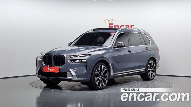 BMW X7 2023 — ფოტო 1/20