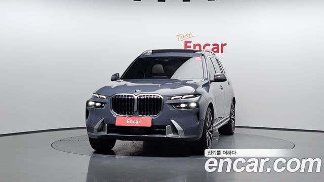 BMW X7 2023 — ფოტო 3/20