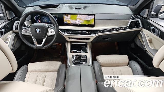 BMW X7 2023 — ფოტო 7/20