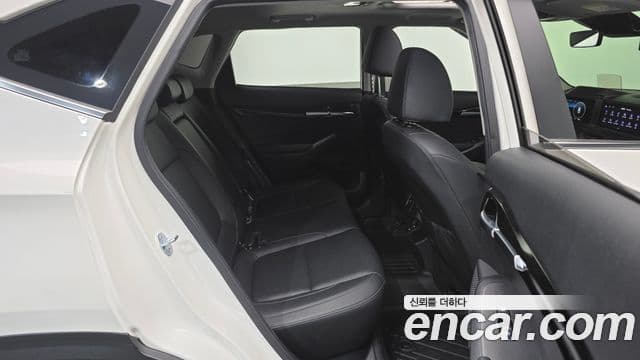 Kia Seltos 2022 — ფოტო 11/20