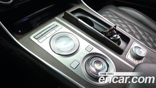 Genesis GV80 2021 — ფოტო 9/20