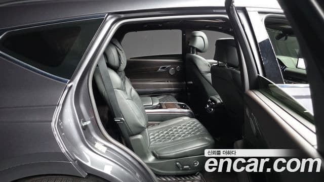 Genesis GV80 2021 — ფოტო 12/20