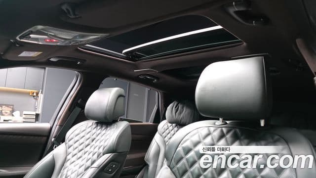 Genesis GV80 2021 — ფოტო 18/20