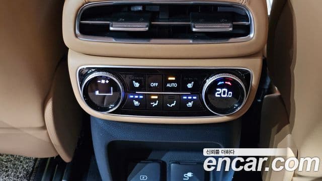 Genesis GV80 2020 — Şəkil 18/20