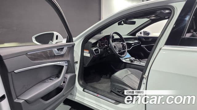 Audi A6 2023 — Şəkil 10/20