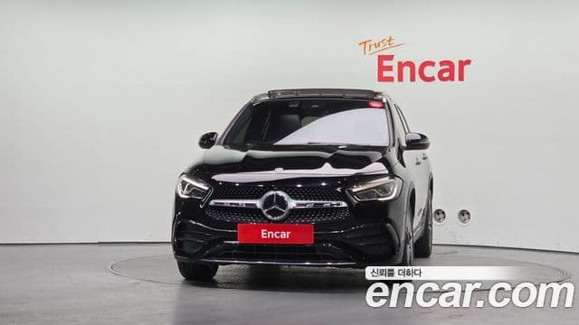 Mercedes-Benz GLA-Class 2020 — Şəkil 3/20