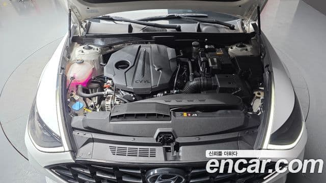 Hyundai Sonata 2022 — ფოტო 5/20