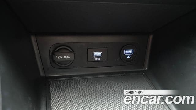 Hyundai Sonata 2022 — ფოტო 13/20