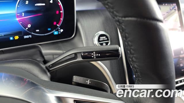 Mercedes-Benz GLC-Class 2023 — ფოტო 7/20