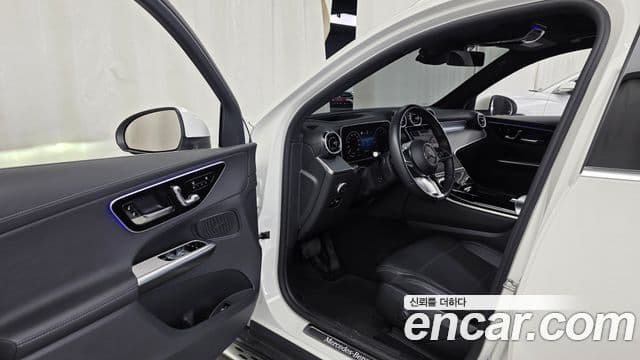 Mercedes-Benz GLC-Class 2023 — ფოტო 8/20