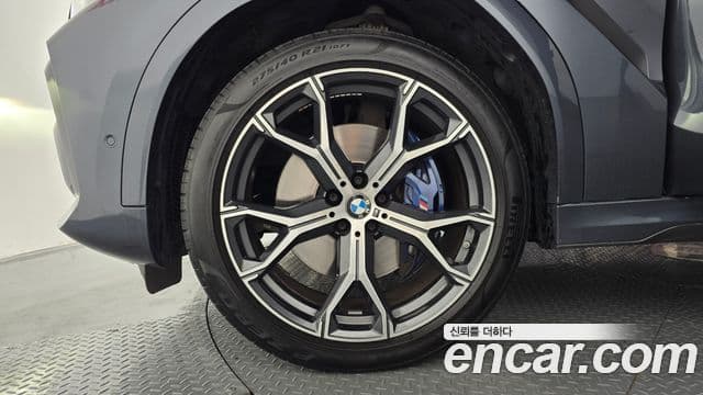 BMW X6 2021 — ფოტო 5/20