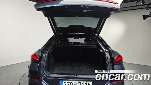 BMW X6 2021 — ფოტო 18/20