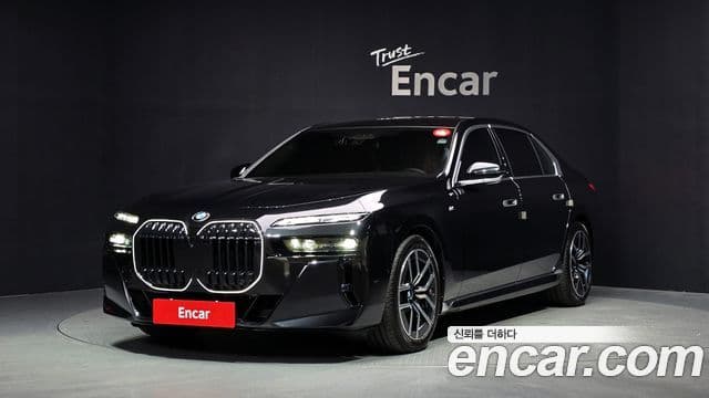 BMW 7 Series 2025 — Photo 18/37