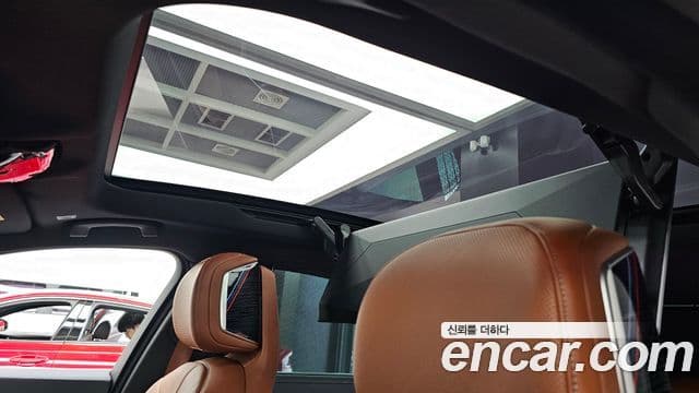 BMW 7 Series 2025 — Photo 13/37