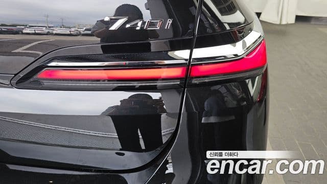 BMW 7 Series 2025 — Photo 20/37