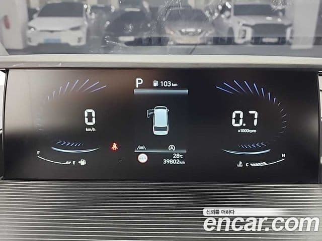 Hyundai Staria 2022 — Фото 6/18