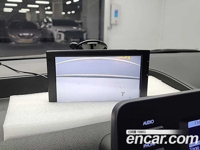 Hyundai Staria 2022 — Фото 14/18