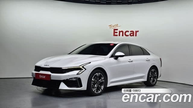 Kia K5 2025 — ფოტო 1/20