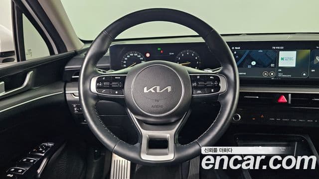 Kia K5 2025 — ფოტო 14/20