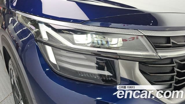 Kia Seltos 2025 — Photo 8/30