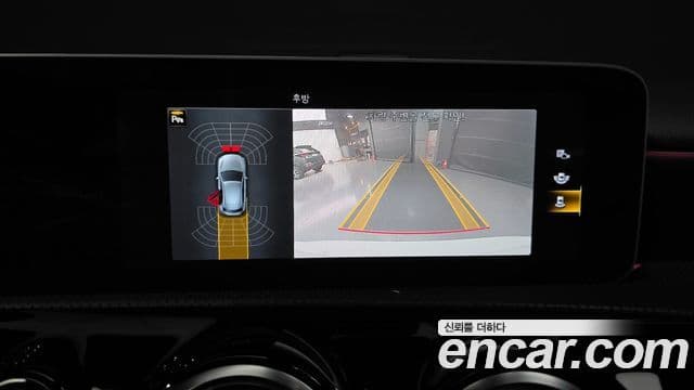 Mercedes-Benz A-Class 2020 — ფოტო 16/20