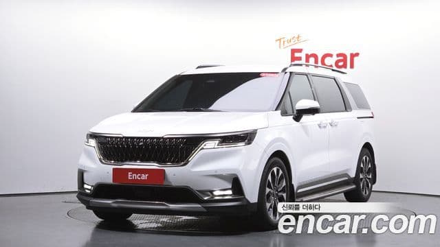 Kia Carnival 2023 — Şəkil 10/20