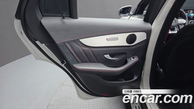 Mercedes-Benz GLC-Class 2022 — Photo 11/35