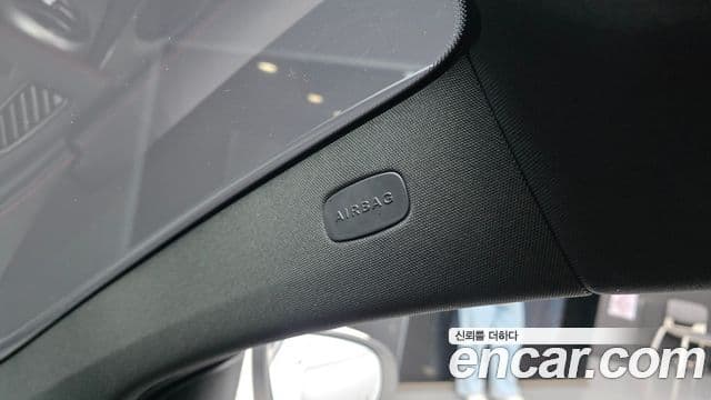 Mercedes-Benz GLC-Class 2022 — Photo 32/35