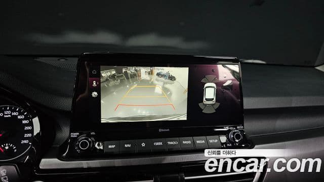 Kia Seltos 2019 — ფოტო 15/20