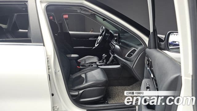 Kia Seltos 2019 — ფოტო 21/30