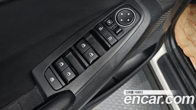 Kia Seltos 2019 — ფოტო 5/30