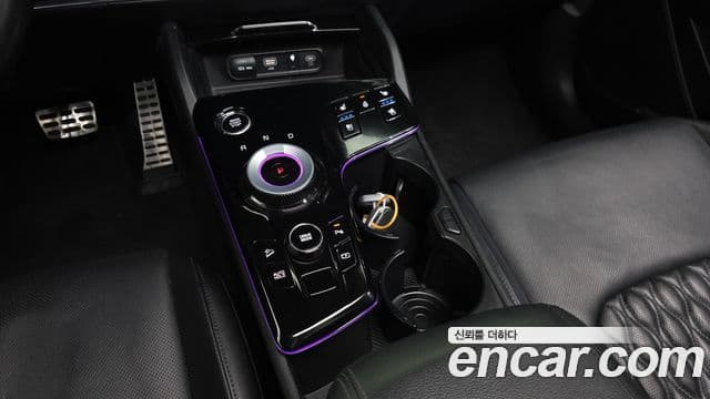 Kia Sportage 2022 — ფოტო 9/20