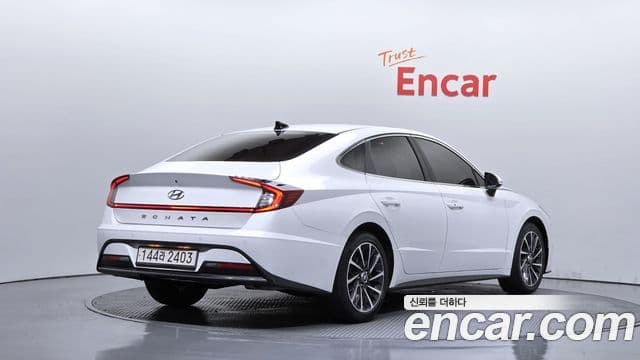 Hyundai Sonata 2021 — Фото 2/20