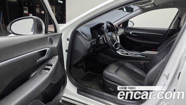 Hyundai Sonata 2021 — Фото 10/20