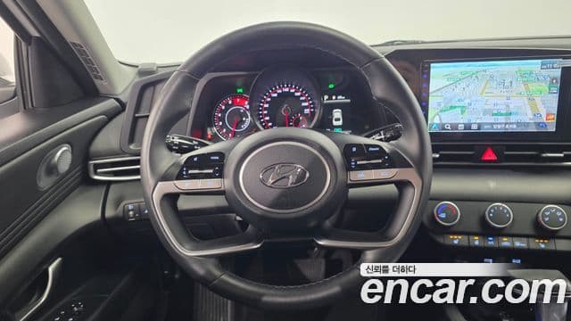 Hyundai The New Avante Hybrid 2021 — ფოტო 10/29
