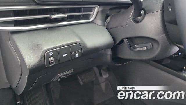Hyundai The New Avante Hybrid 2021 — ფოტო 26/29