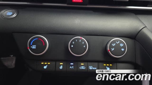 Hyundai The New Avante Hybrid 2021 — ფოტო 5/29