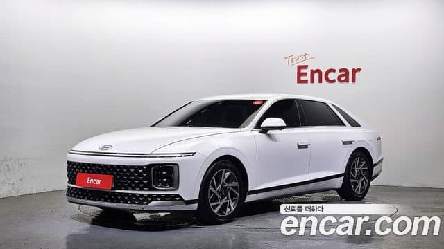 Hyundai Grandeur 2023 — ფოტო 1/20