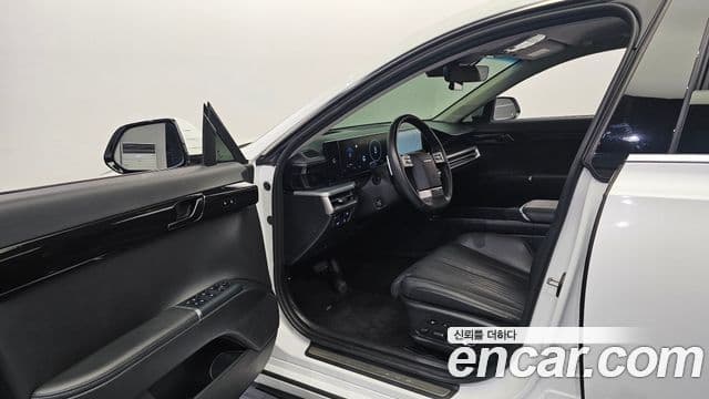 Hyundai Grandeur 2023 — ფოტო 10/20
