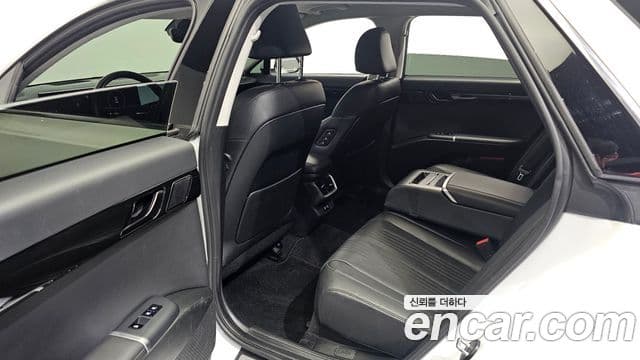 Hyundai Grandeur 2023 — ფოტო 12/20