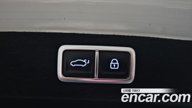 Hyundai Grandeur 2023 — ფოტო 18/20